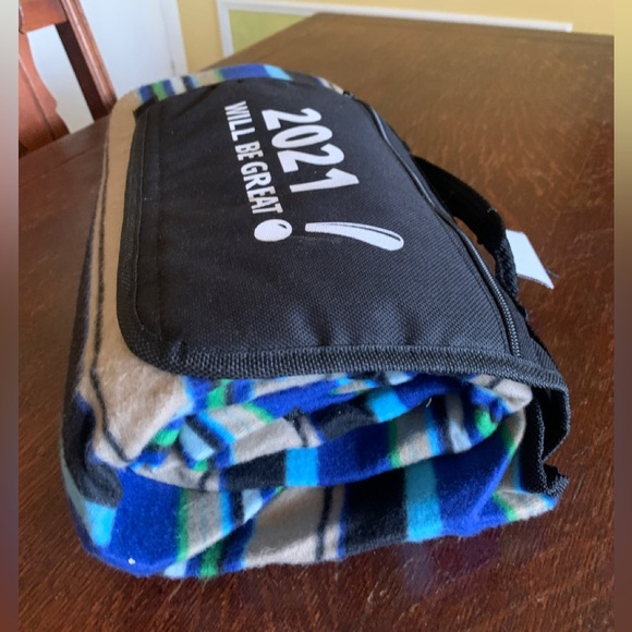 Picnic Blanket Beach Blankets “2021 Will Be Great” Travel Blanket Play Mat Blue - Picture 3 of 3